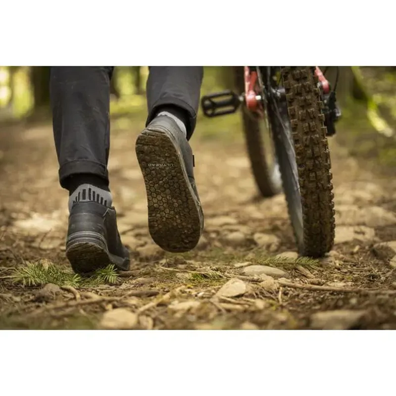 Shimano GF400 Shoes in Black-4