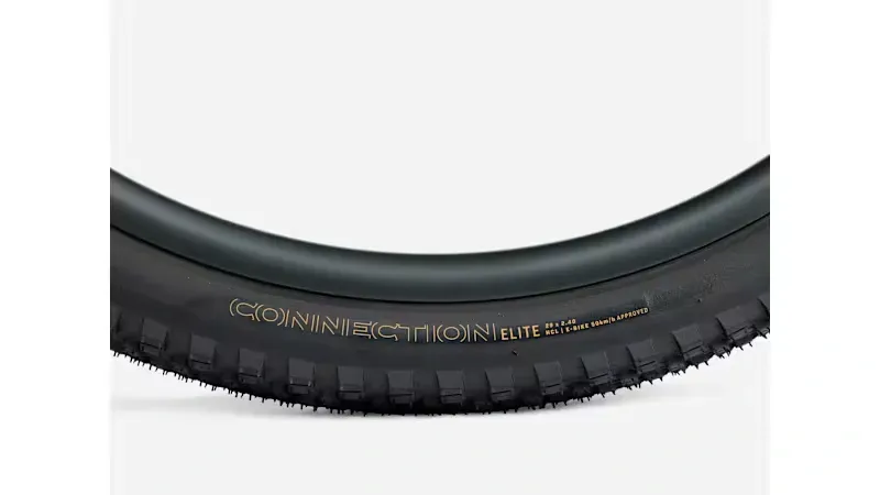 Bontrager Connection Elite 29x2.4 Reflective Tire in Black/Reflective-2