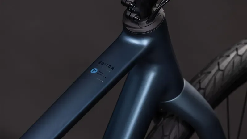 Cube Editor Pro Hybrid Bike in Mineral Blue/Chrome-2