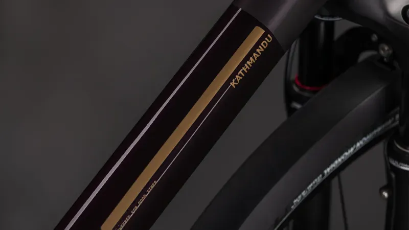 Cube Kathmandu SLX Hybrid Bike in Solar Eclipse/Gold-3