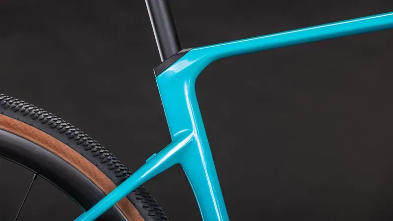 Cube Nuroad C:62 Pro Gravel Bike in Swimming Pool/Black-2