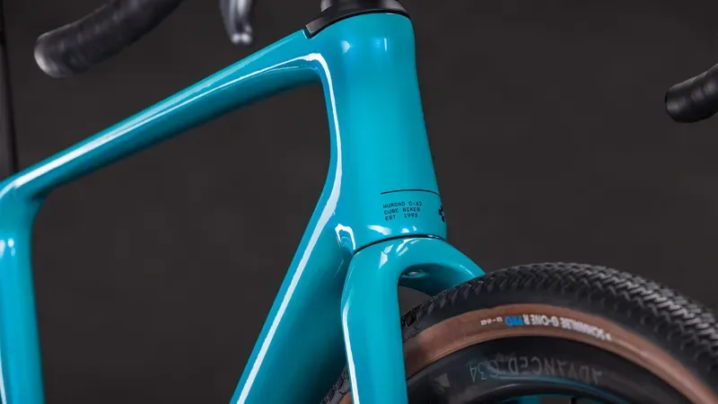 Cube Nuroad C:62 Pro Gravel Bike in Swimming Pool/Black-3