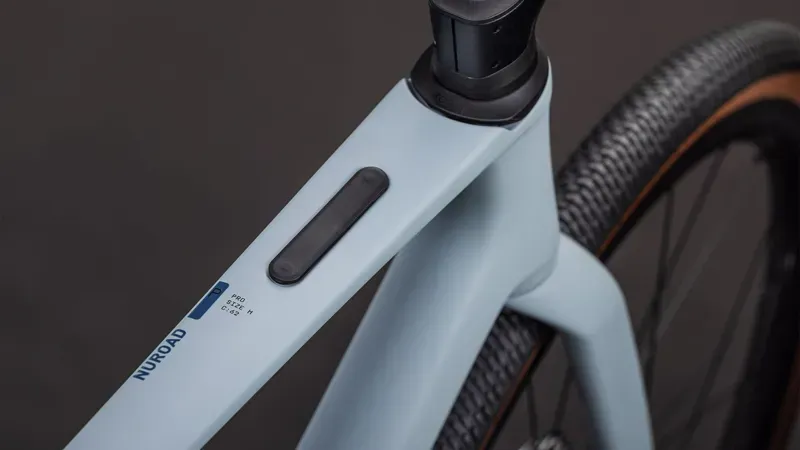 Cube Nuroad C:62 Pro Gravel Bike in Vulcan/Prism-2