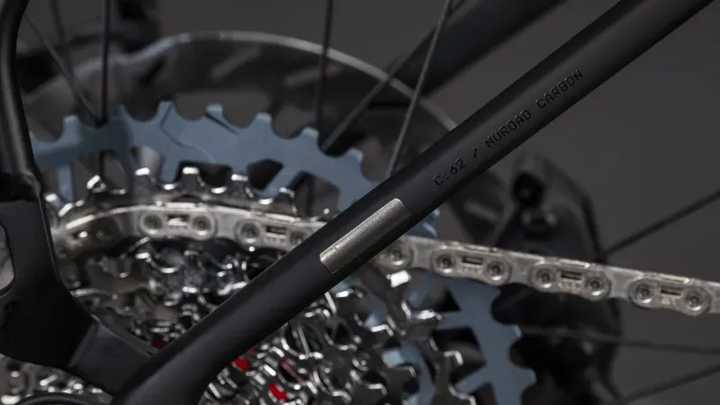 Cube Nuroad Hybrid C:62 Exc 400x FE E-Hybrid Bike in Blackline-5