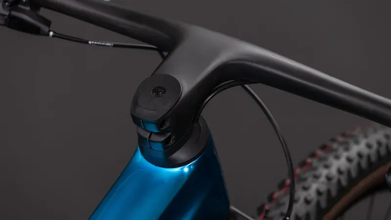 Cube Phenix C:68X Race Mountain Bike in Chrome Blue/Liquid Blue-3