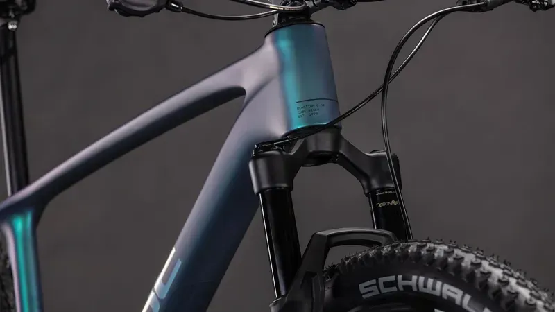 Cube Reaction C:62 Pro Mountain Bike in Polarlight/Black-3