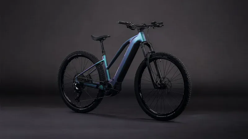 Cube Reaction Hybrid Race 800 E-MTB in Polar Light/Prism-3