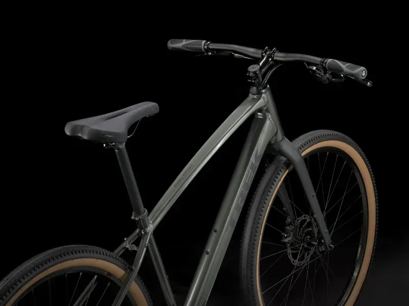 Trek Dual Sport 2 Hybrid Bike in Lithium Grey-2