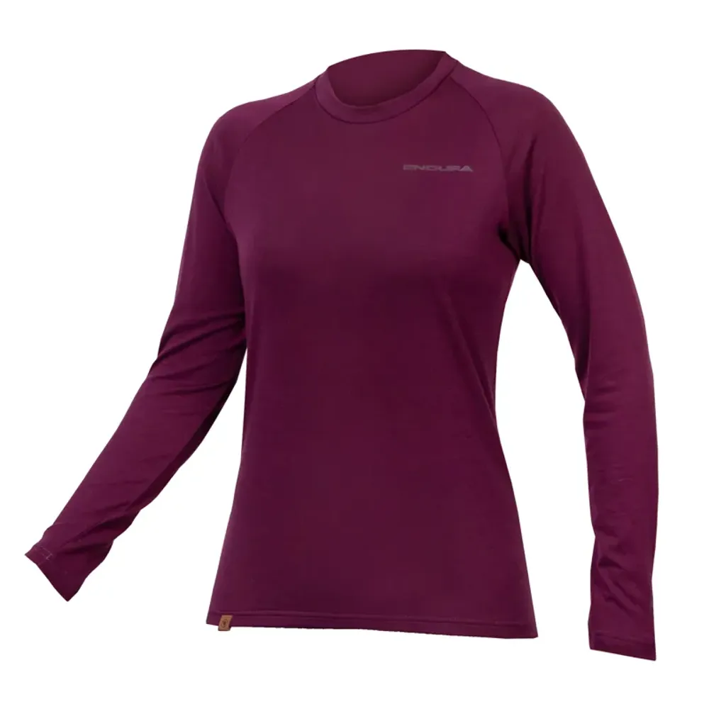 South Downs Bikes Endura Women's BaaBaa Blend L/S Baselayer in Aubergine | FREE delivery over £30 + Cycle Scheme