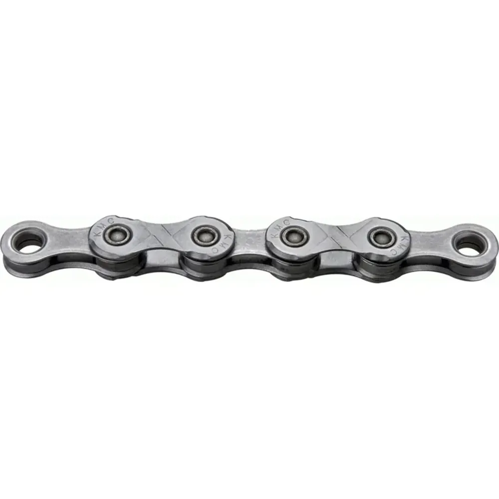 South Downs Bikes KMC X12 EPT 126L Chain in Silver | FREE delivery over £30 + Cycle Scheme