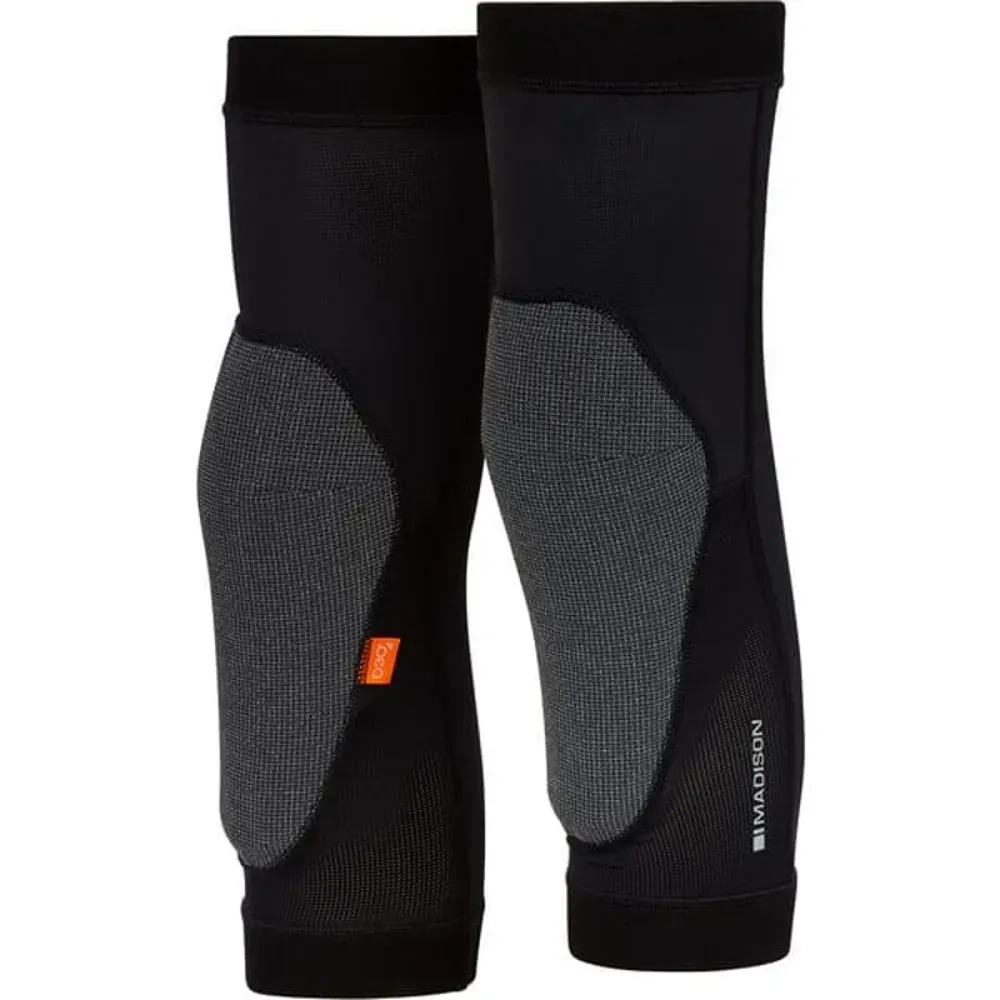 South Downs Bikes Madison PROTECT Flux D3O Knee Pad Set BK | FREE delivery over £30 + Cycle Scheme