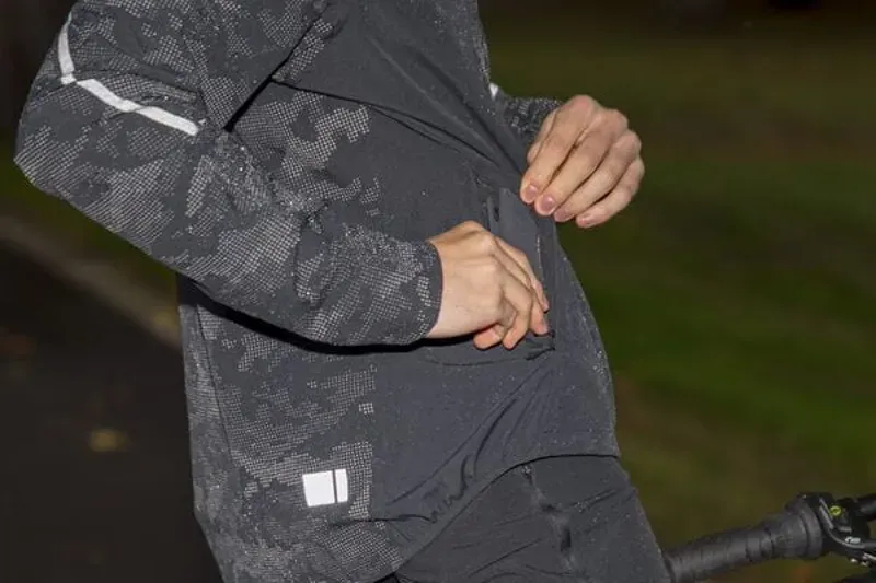 Roam Men's Stellar Tech 2-Layer Waterproof Jacket stellar tech black-3