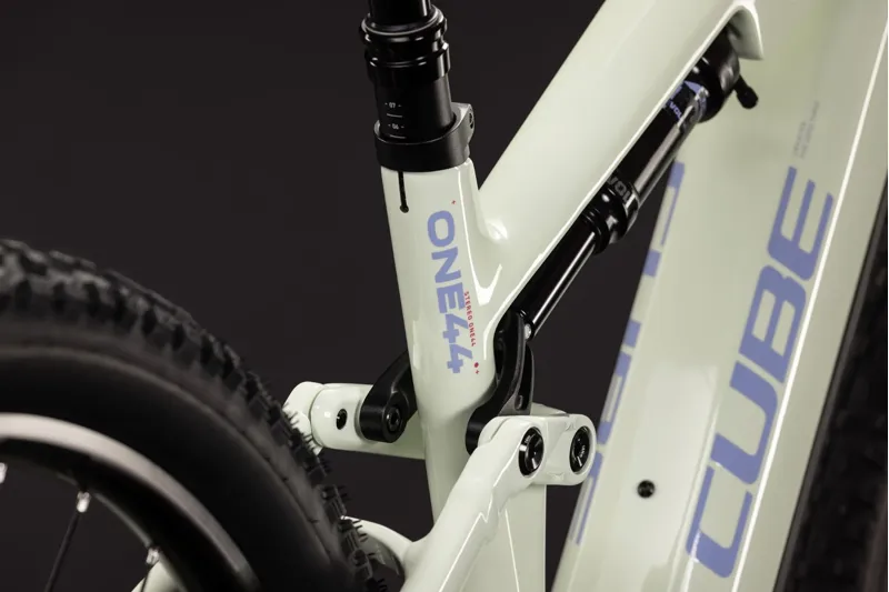 CUBE STEREO HYBRID ONE44 HPC RACE 800 MELLOWYELLOW/LILAC-3
