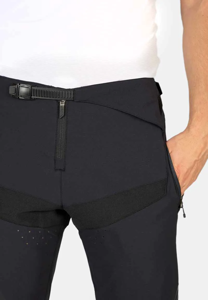Endura MT500 Burner Shorts in Black-6