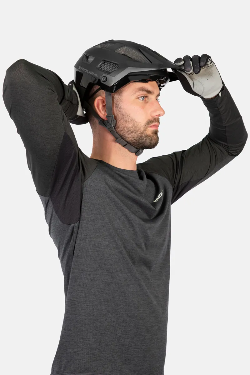 Endura SingleTrack L/S Jersey in Atlantic-2