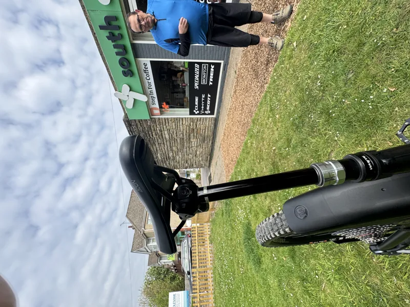 Pre Loved Upgraded E-160 RSX Black Large-9