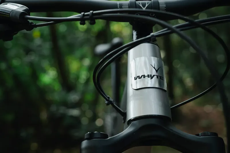 Whyte Bikes 629 Trail Mountain Bike in Silver/Black-8