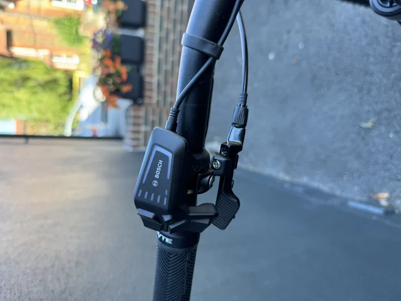 E-160 S Grey with Matt Black-7