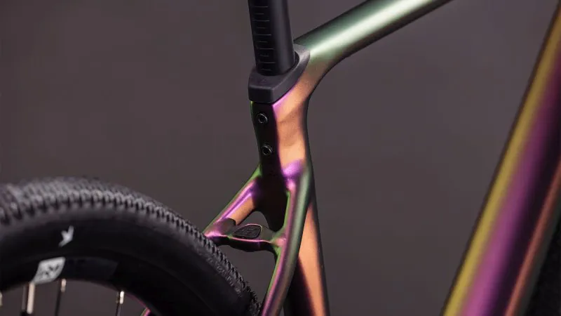 Cube Nuroad SLX Gravel Bike in Molotov/Black-5