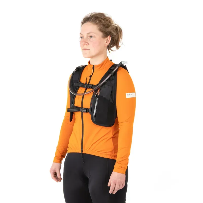 Race Hydration Vest Black 38.0 1.0-3