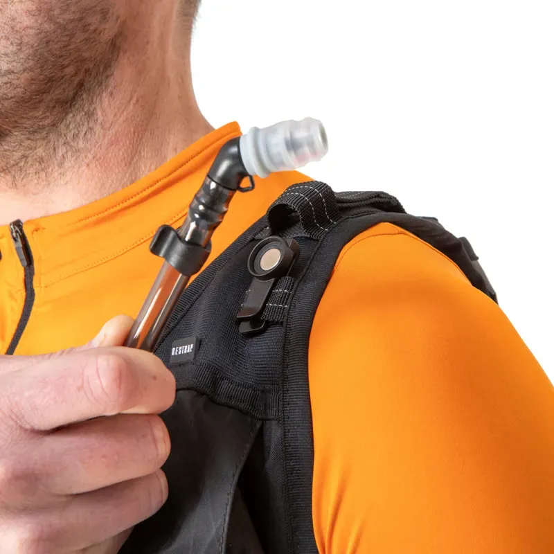Race Hydration Vest Black 38.0 1.0-4