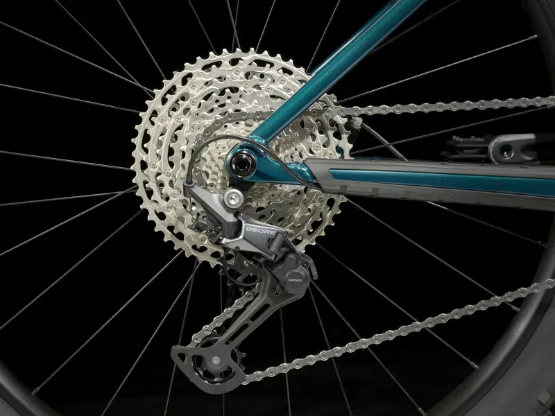 Trek Roscoe 7 In Dark Aquatic-4