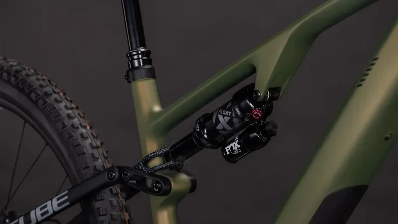 Cube AMS Hybrid one44 c:68x TM 400X in Reed Green/Matrix-5