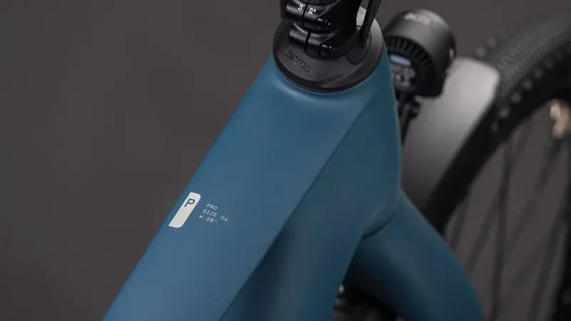 Cube Kathmandu Hybrid c:62 Pro 400x eHybrid Bike in Spectralblue/Prism-3