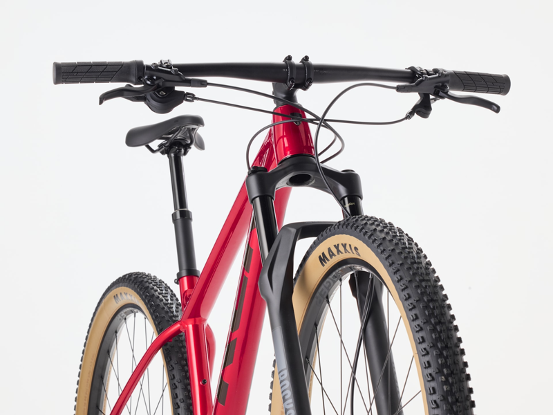 Trek Procaliber 8 XC MTB in Fury Red-3