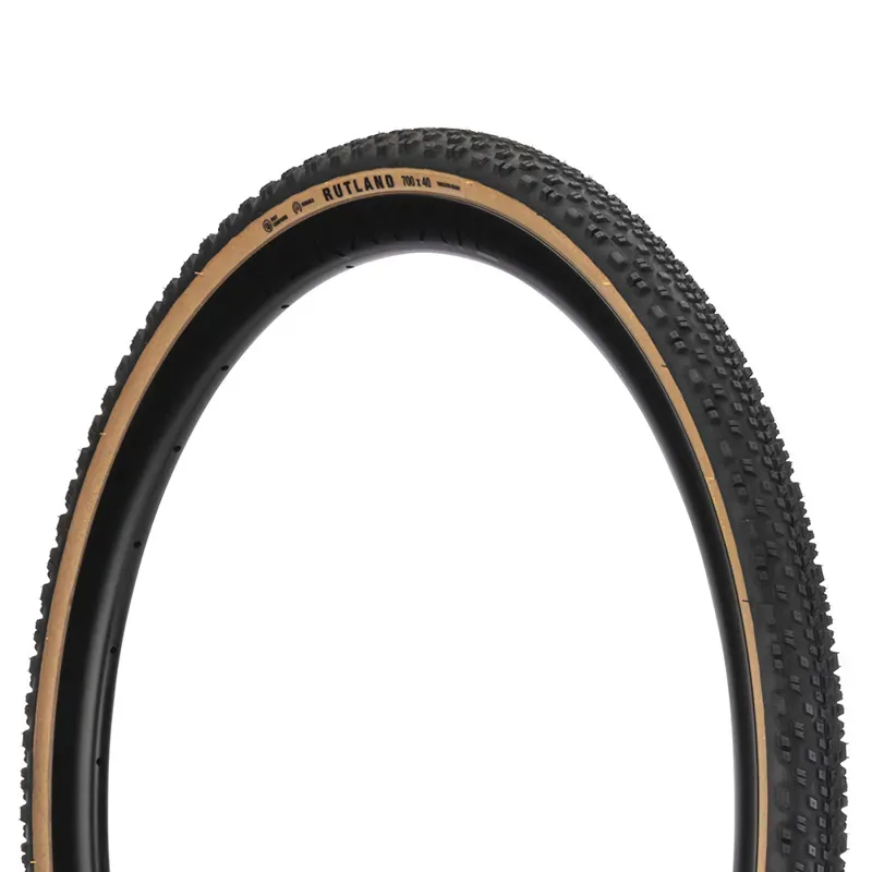 Teravail Rutland 700c Durable Tyre in Black/Tan